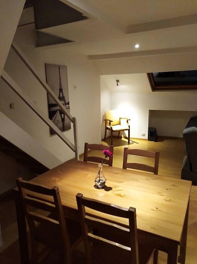 Charmant Duplex A 200M De La Cathedrale Lejlighed Liège Eksteriør billede